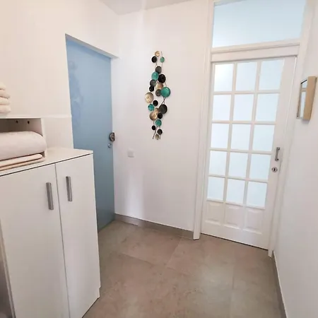 Stylish 2 Bedroom By Pride Μασπαλόμας